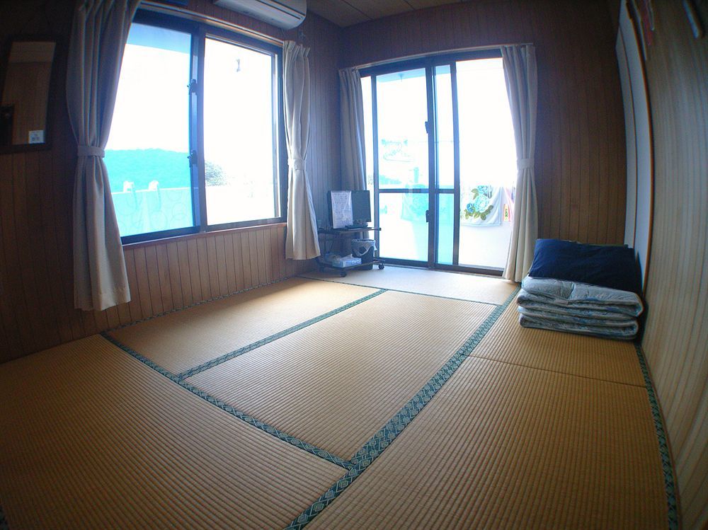 Minshuku Yadokari Hotell Zamami Eksteriør bilde