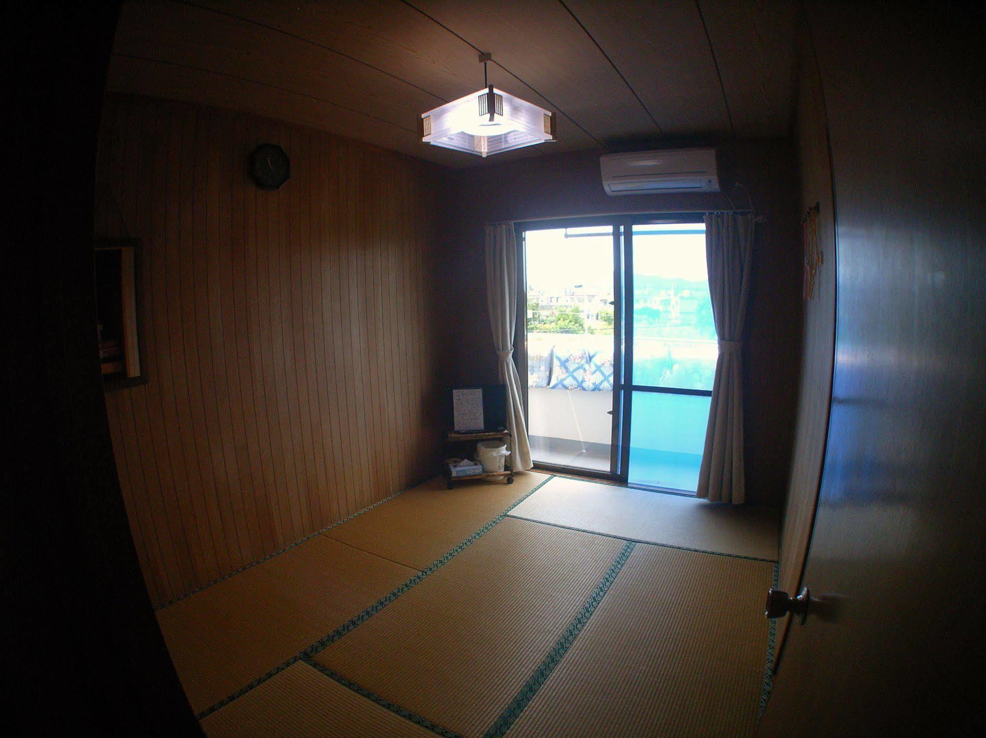 Minshuku Yadokari Hotell Zamami Eksteriør bilde