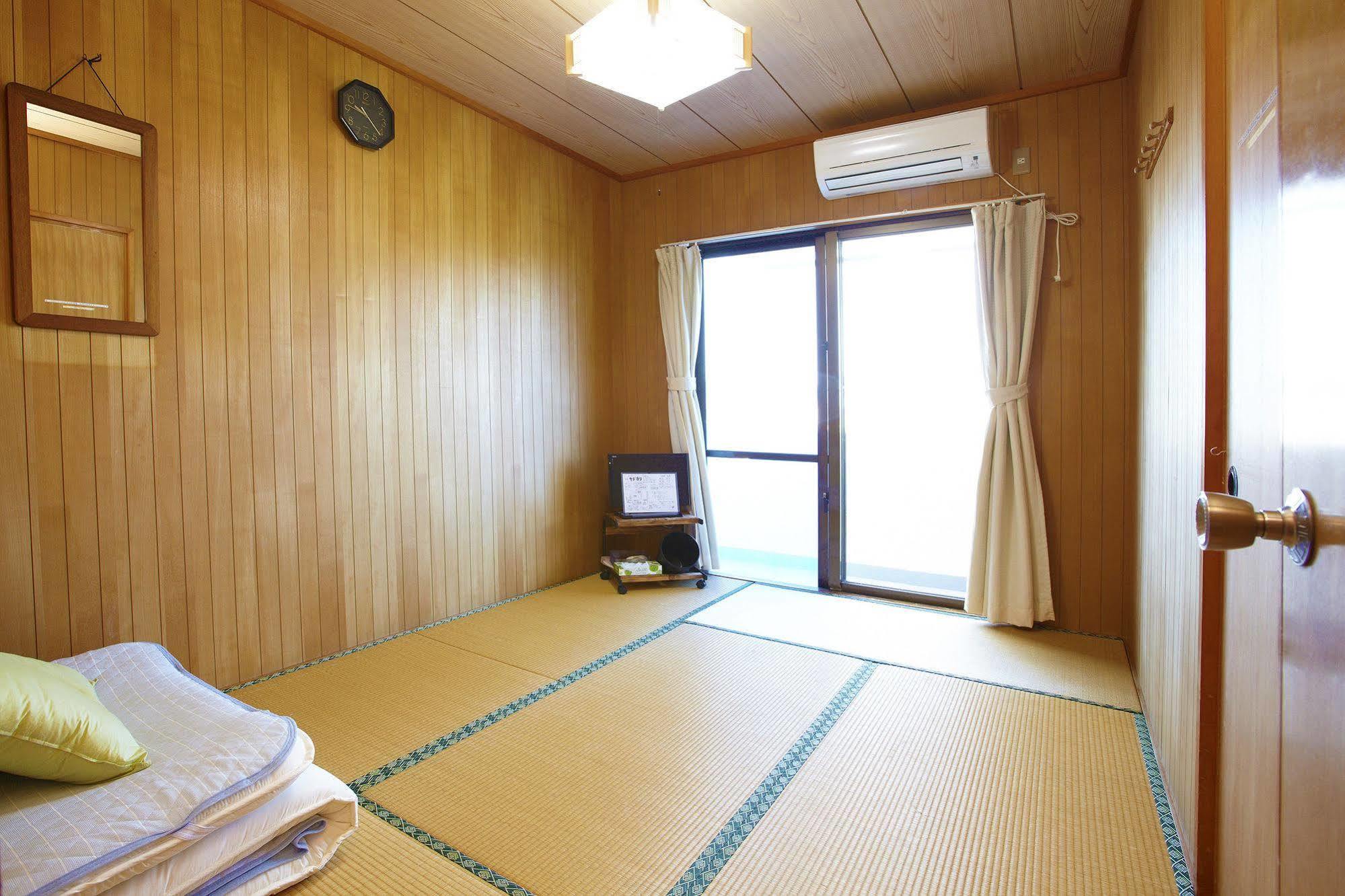 Minshuku Yadokari Hotell Zamami Eksteriør bilde